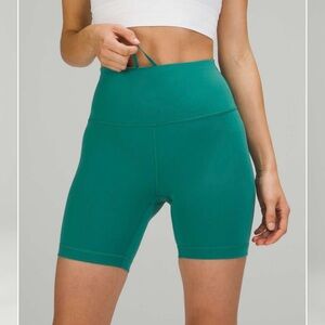 Lululemon Wunder Train High-Rise Short 6"
